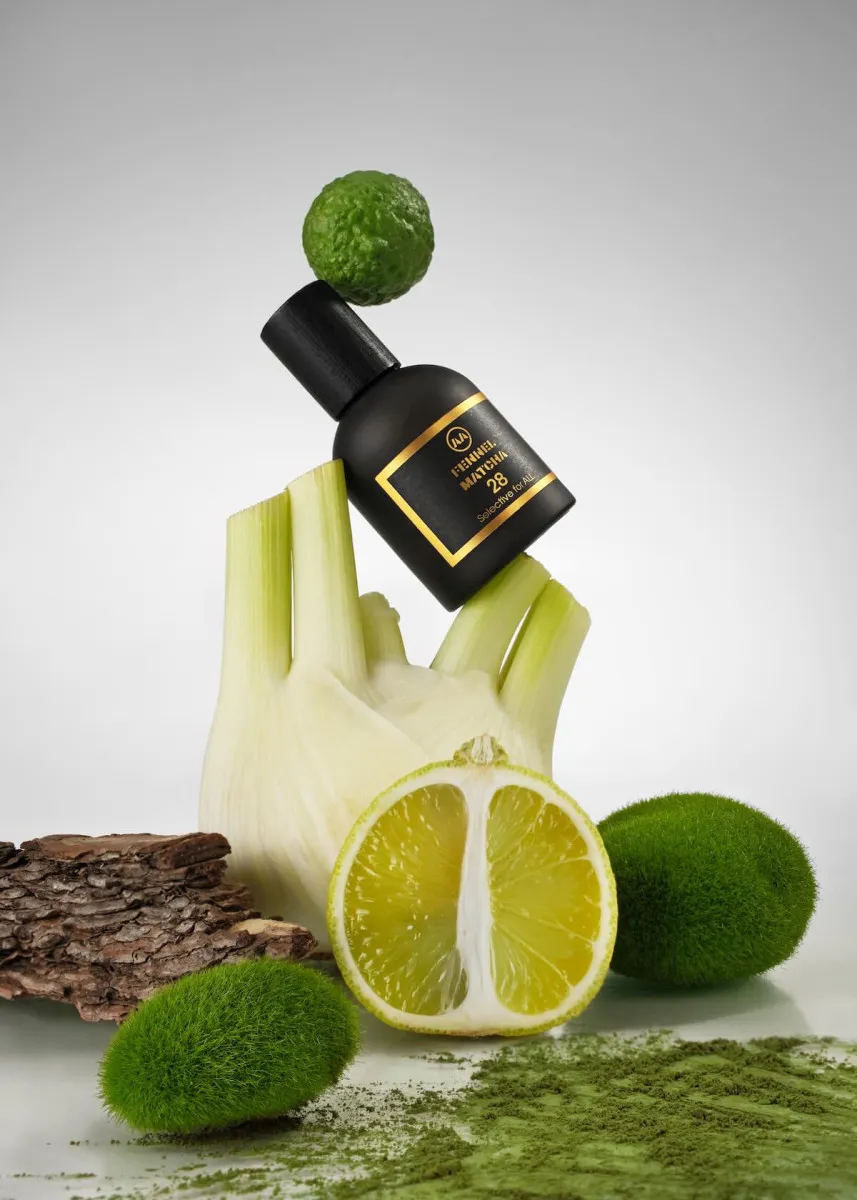 ПАРФЮМ №28 — СВЕЖЕСТЬ ЗЕЛЁНОГО ЧАЯ И ЧИСТЫХ АККОРДОВ